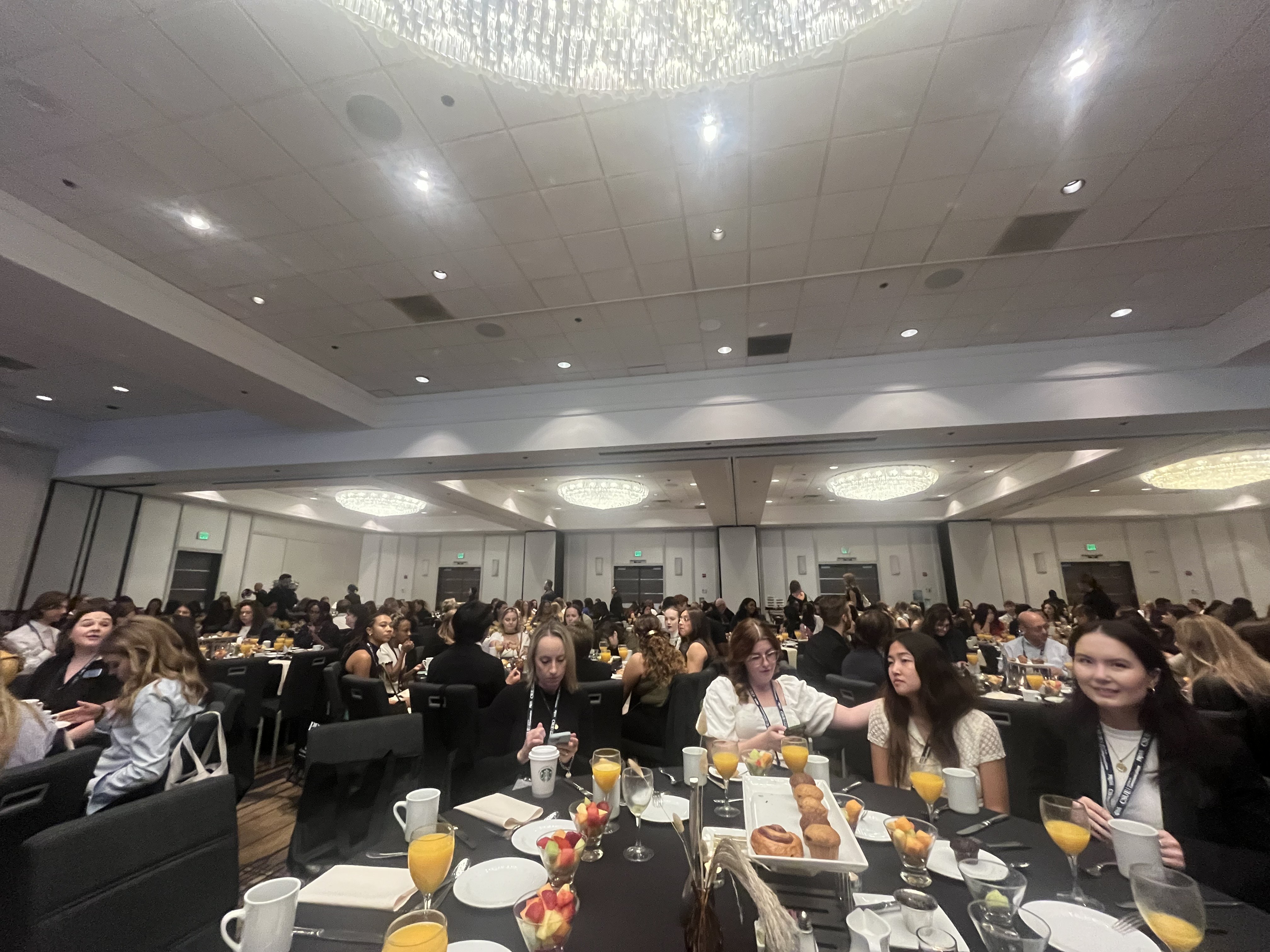 PRSSA Students Enjoying Dinner at the Annual Conference